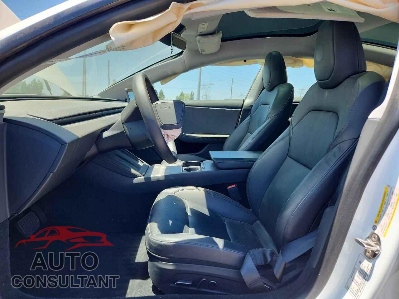 TESLA MODEL 3 2024 - 5YJ3E1EA2RF720971
