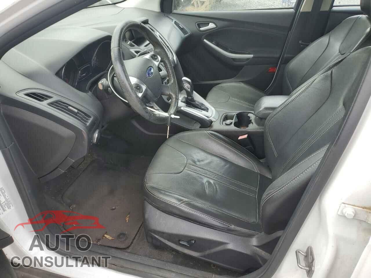 FORD FOCUS 2013 - 1FADP3F23DL285214