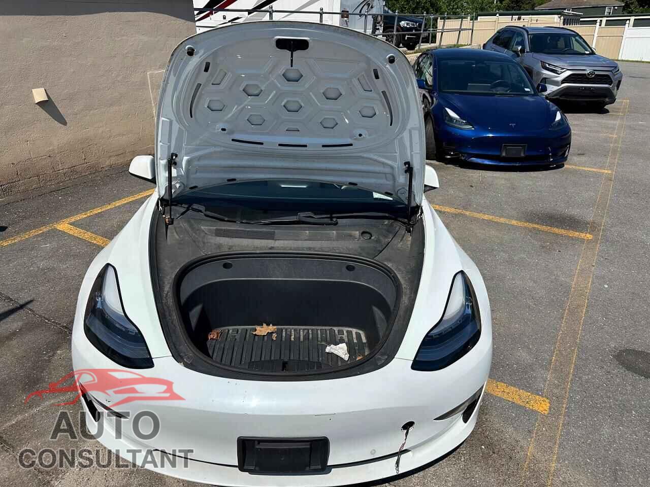 TESLA MODEL 3 2021 - 5YJ3E1EA9MF857852