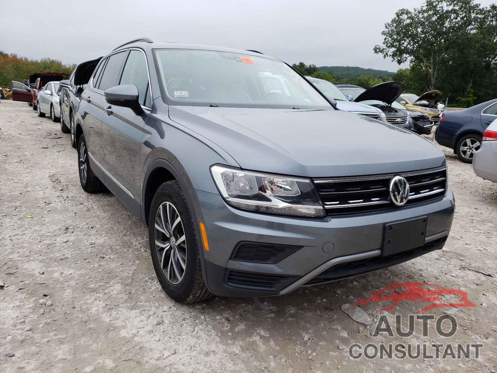 VOLKSWAGEN TIGUAN 2018 - 3VV2B7AXXJM147014