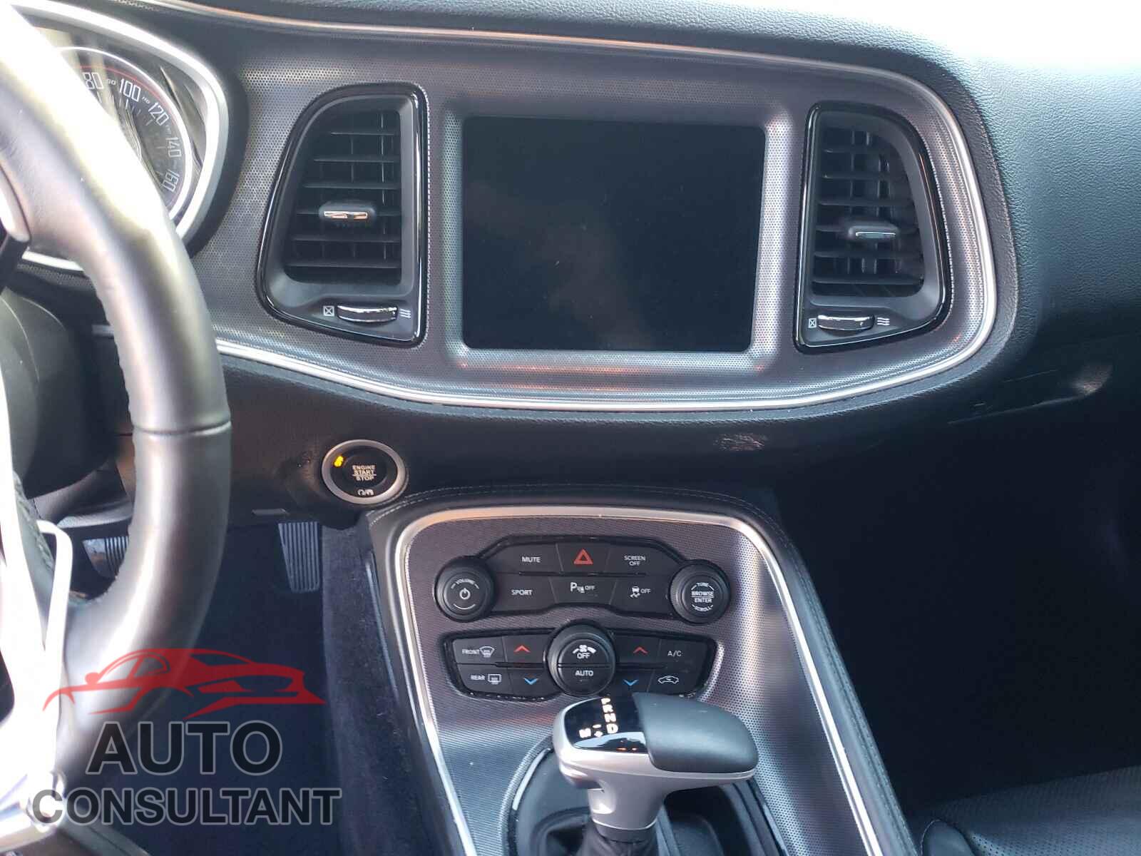 DODGE CHALLENGER 2018 - 2C3CDZAGXJH112632
