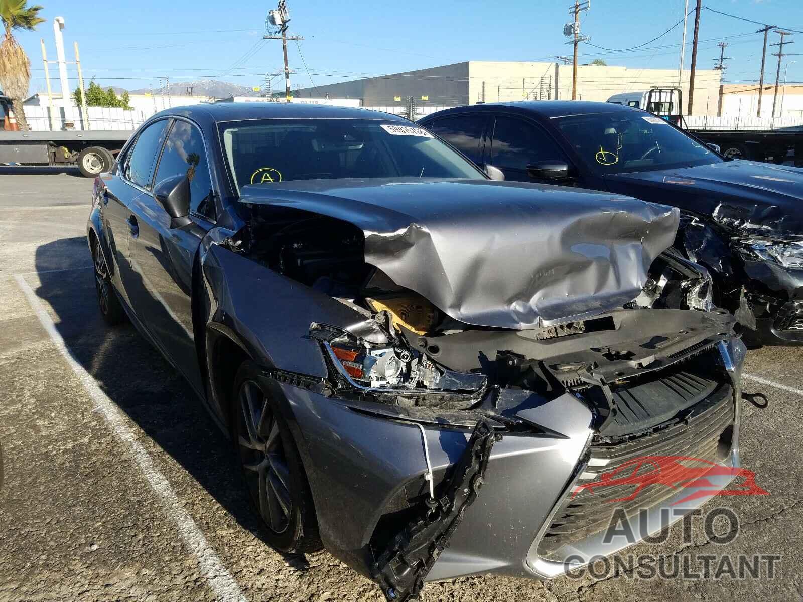 LEXUS IS 2019 - JTHBA1D20K5094876