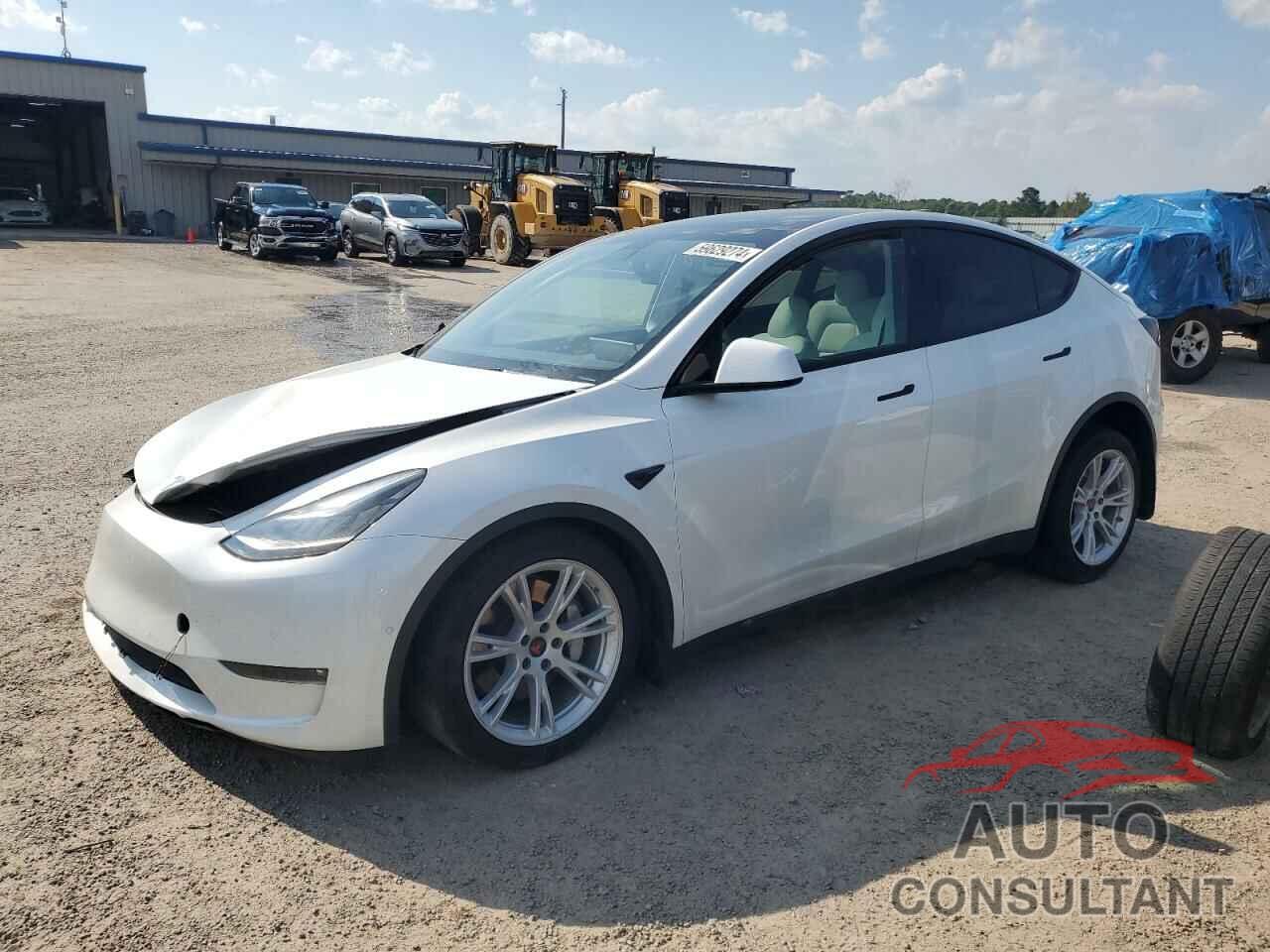 TESLA MODEL Y 2021 - 5YJYGDEE9MF189961