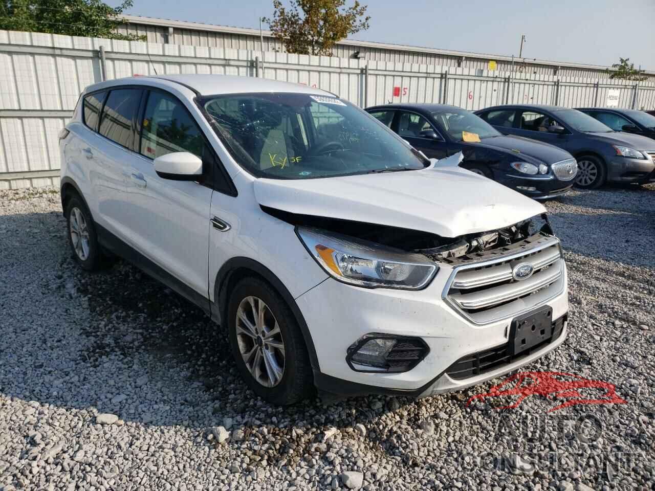 FORD ESCAPE 2017 - 1FMCU9GD7HUD07843