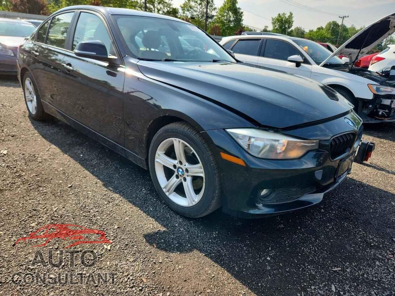 BMW 3 SERIES 2015 - WBA3C3C58FK200535
