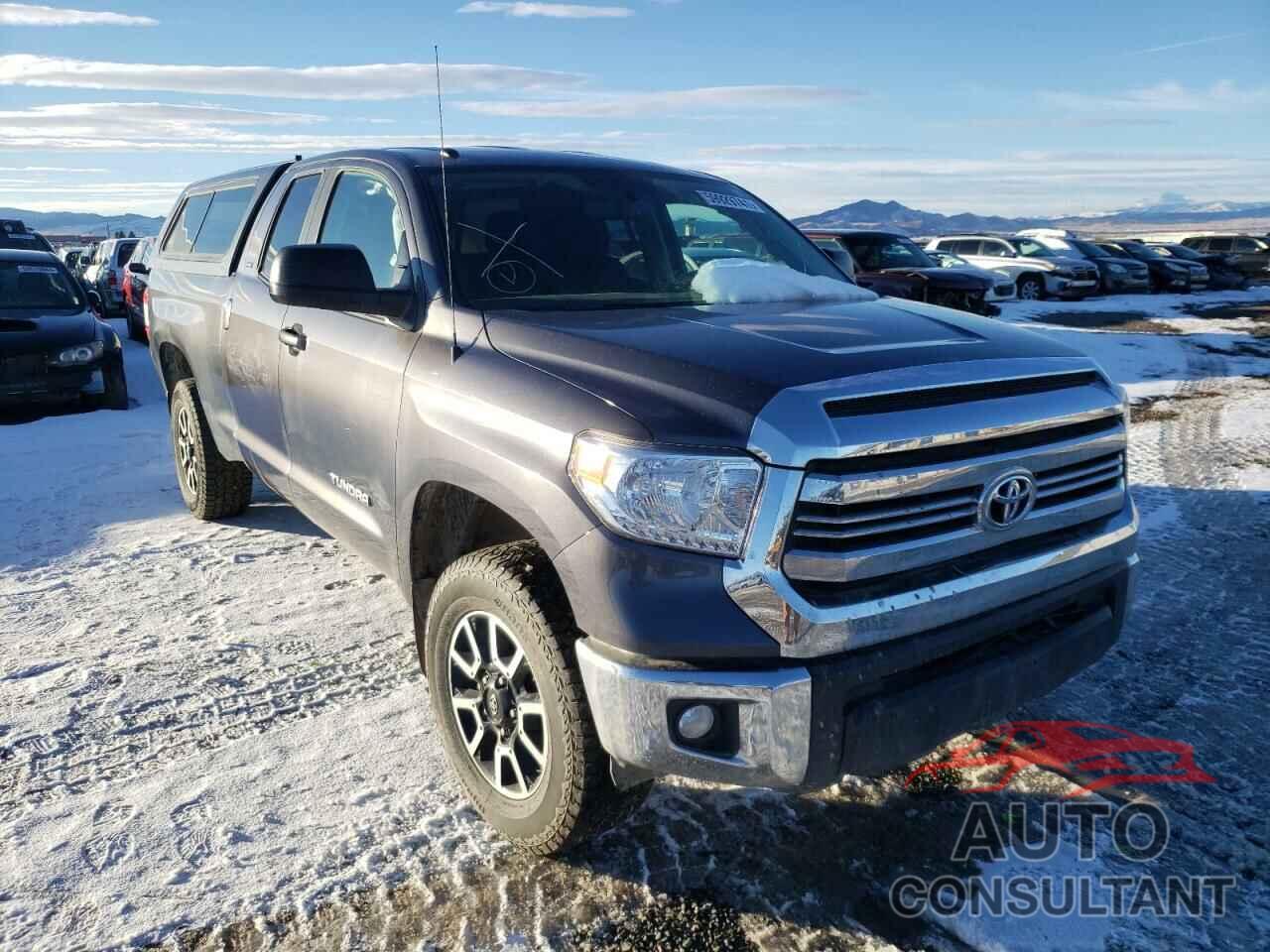 TOYOTA TUNDRA 2017 - 5TFUM5F11HX074324