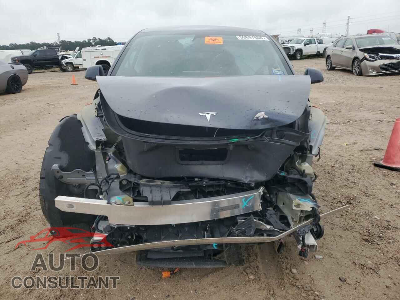 TESLA MODEL 3 2023 - 5YJ3E1EA4PF564400