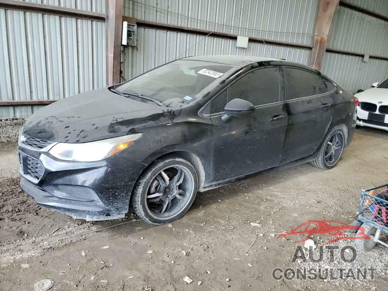 CHEVROLET CRUZE 2018 - 1G1BC5SM5J7176735