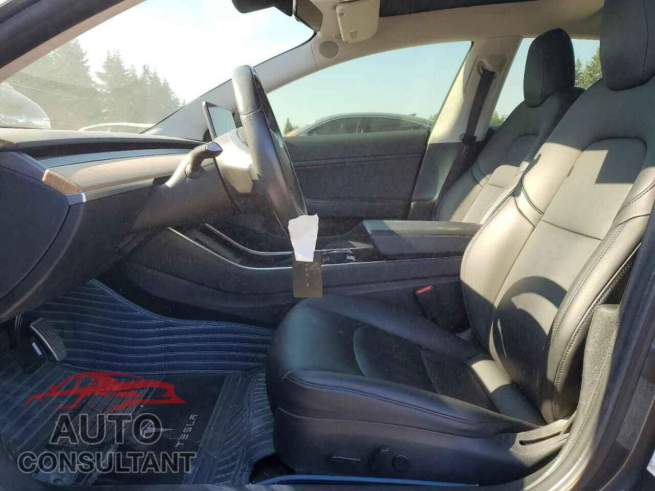 TESLA MODEL 3 2017 - 5YJ3E1EA2HF002223