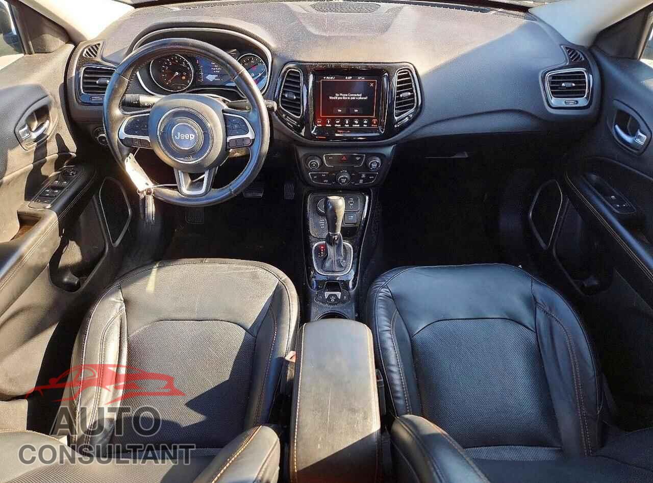 JEEP COMPASS 2018 - 3C4NJDCB4JT435390