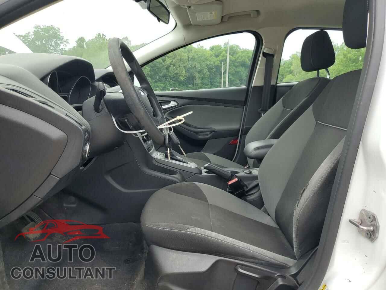 FORD FOCUS 2012 - 1FAHP3K26CL193424