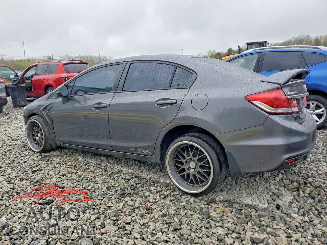 HONDA CIVIC 2013 - 2HGFB6E58DH705904
