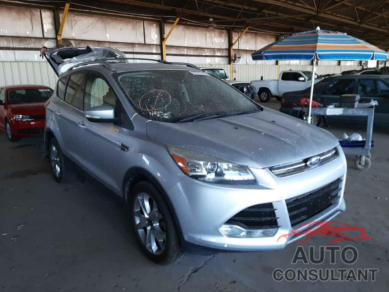 FORD ESCAPE 2016 - 1FMCU0J9XGUC66560
