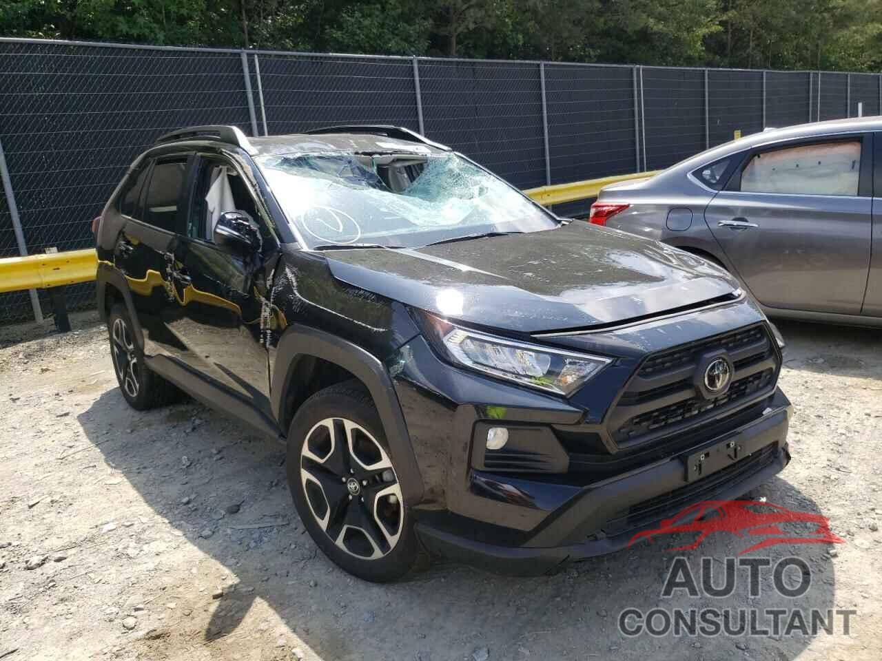 TOYOTA RAV4 2021 - 2T3J1RFV4MW157721