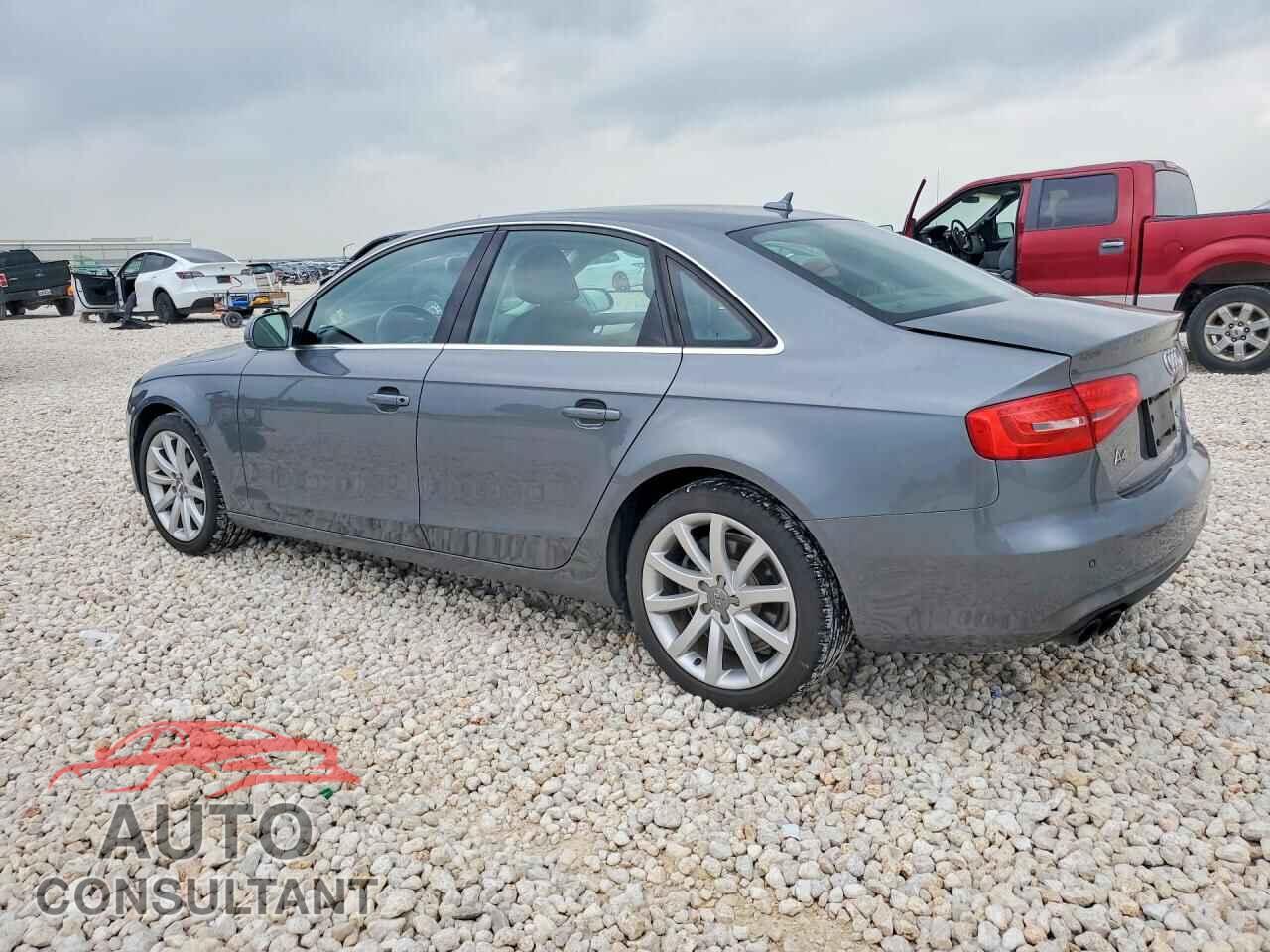 AUDI A4 2013 - WAUFFAFL2DN004444