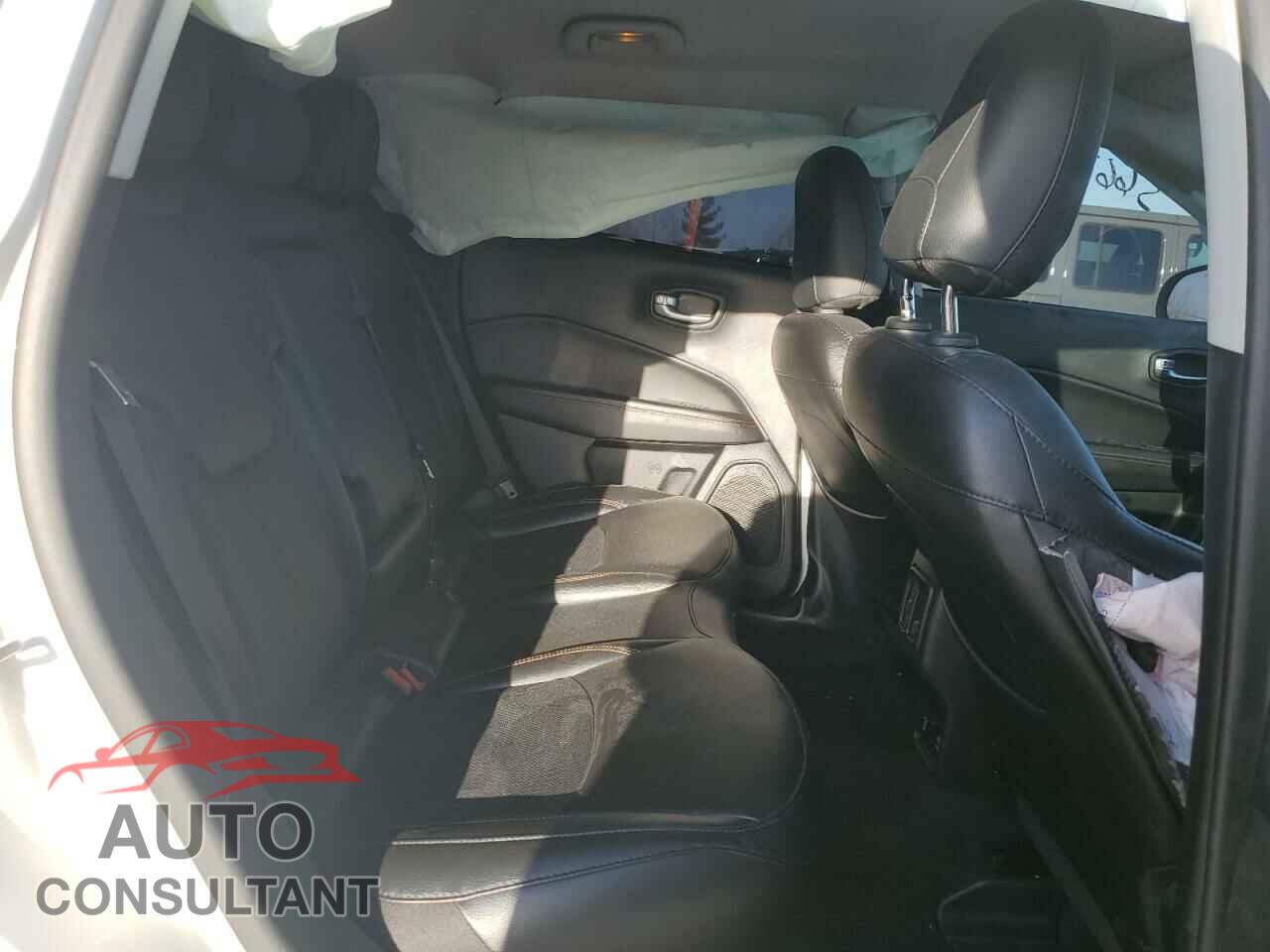 JEEP COMPASS 2020 - 3C4NJDCB8LT156673