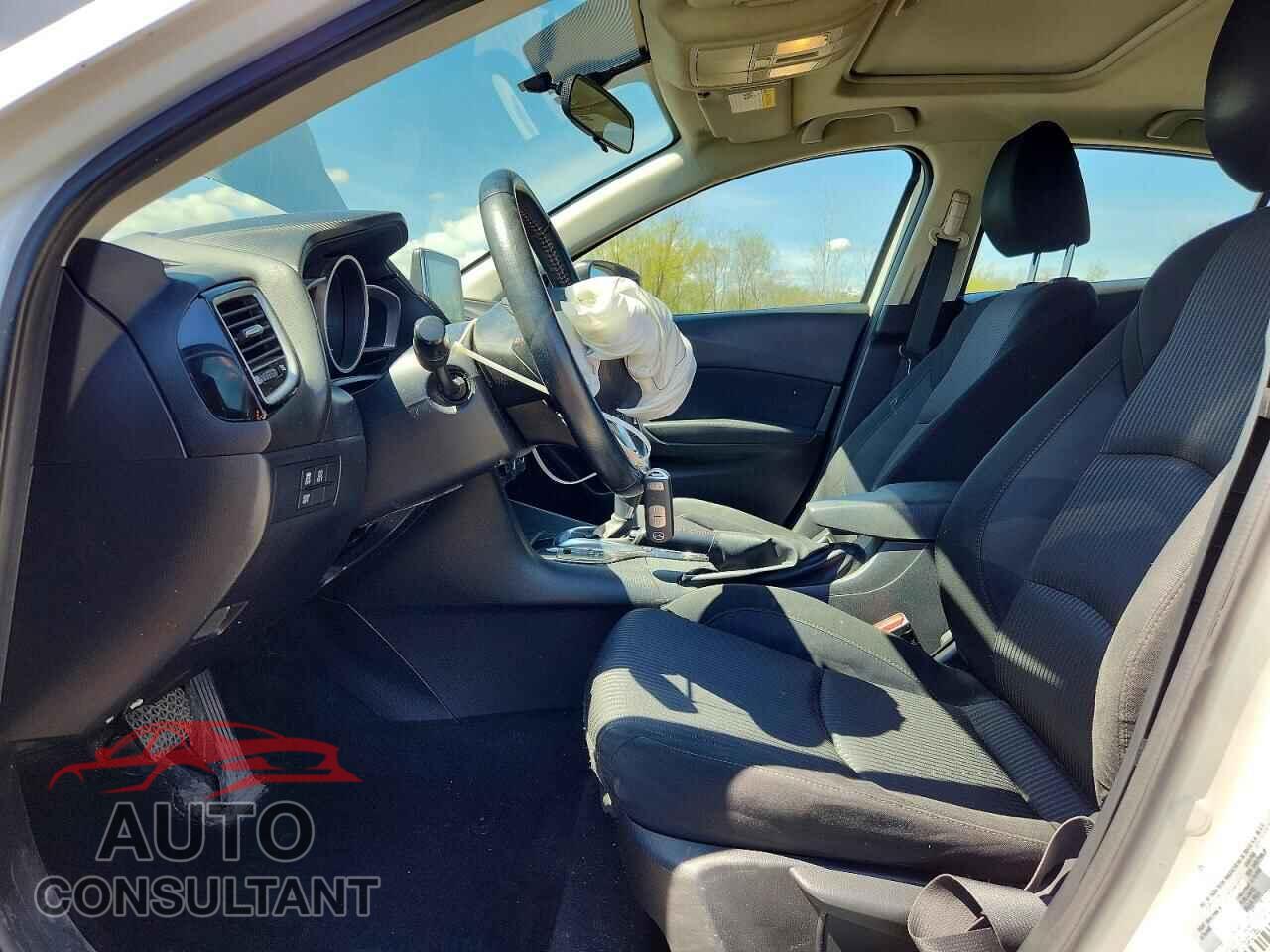 MAZDA 3 2016 - 3MZBM1L76GM273587