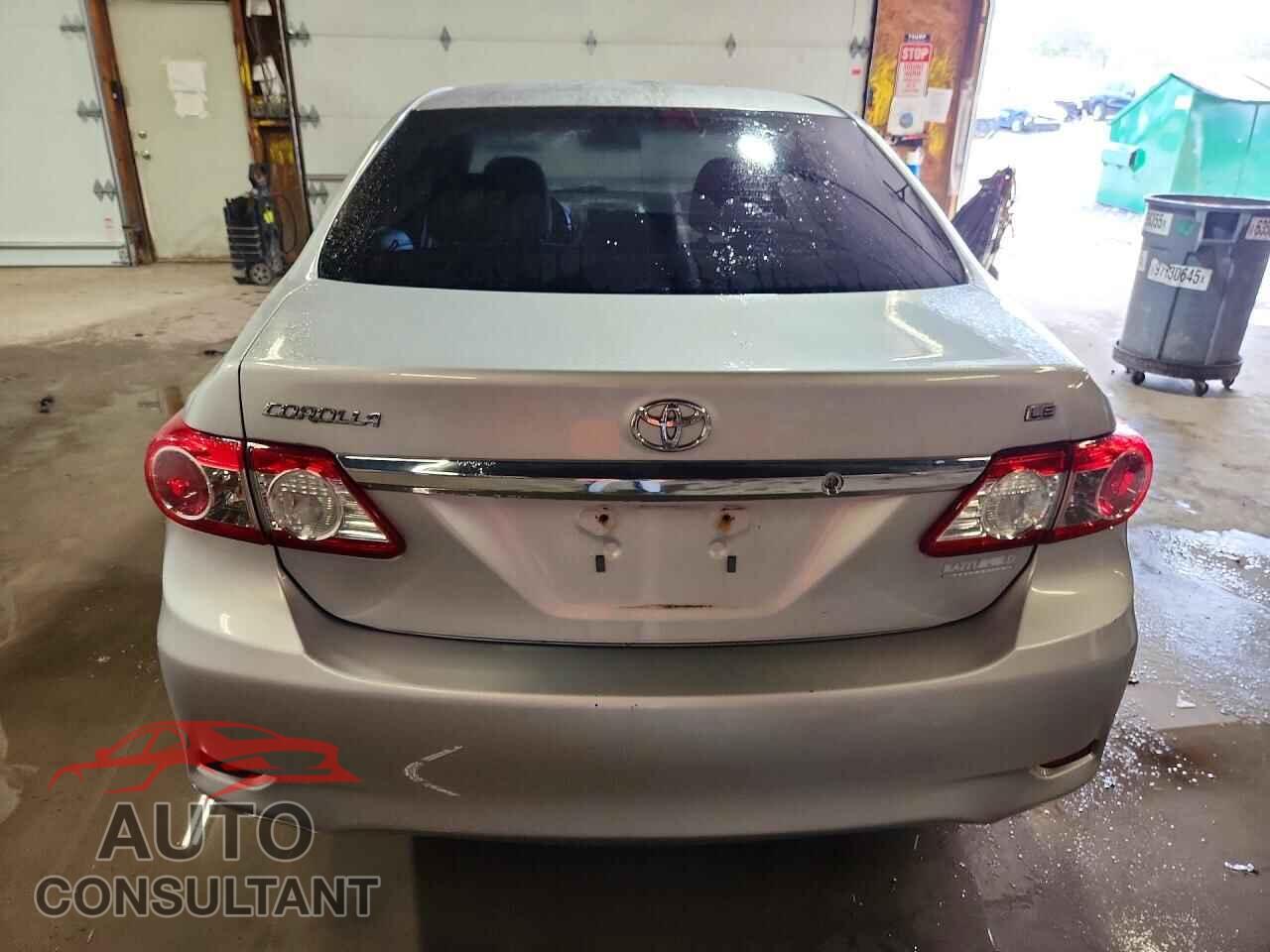 TOYOTA COROLLA 2011 - 2T1BU4EE6BC577357