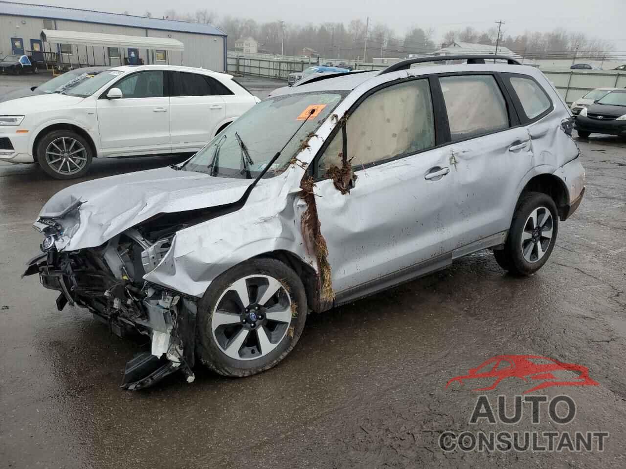 SUBARU FORESTER 2018 - JF2SJABC8JH438420