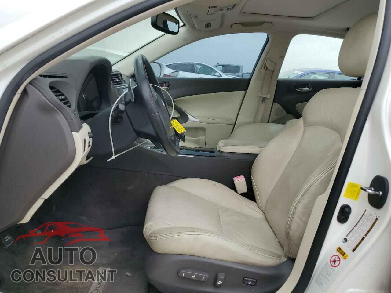 LEXUS IS 2012 - JTHBF5C28C5167519