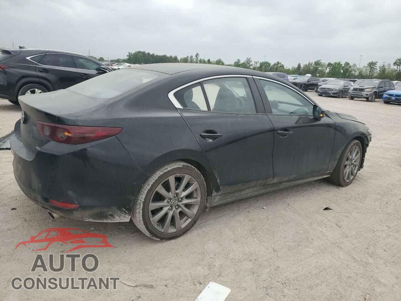 MAZDA 3 2021 - JM1BPABL5M1320335