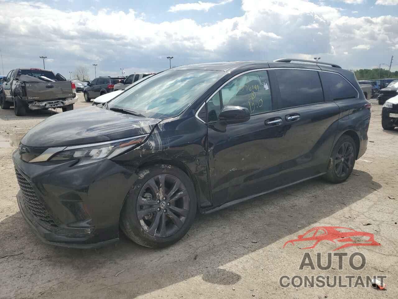 TOYOTA SIENNA 2022 - 5TDXRKEC1NS076141