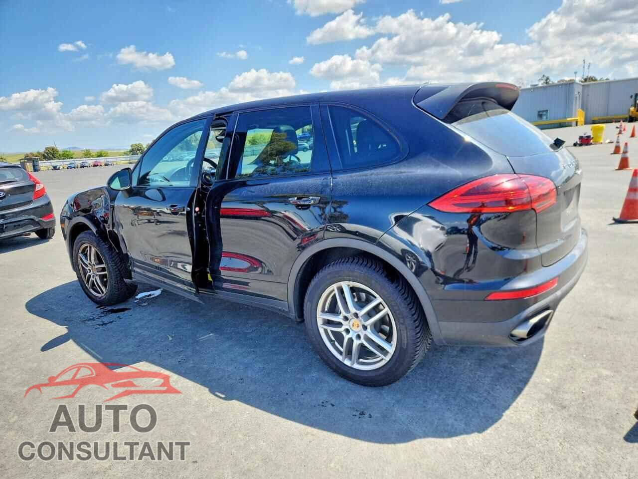 PORSCHE CAYENNE 2016 - WP1AA2A21GLA00996