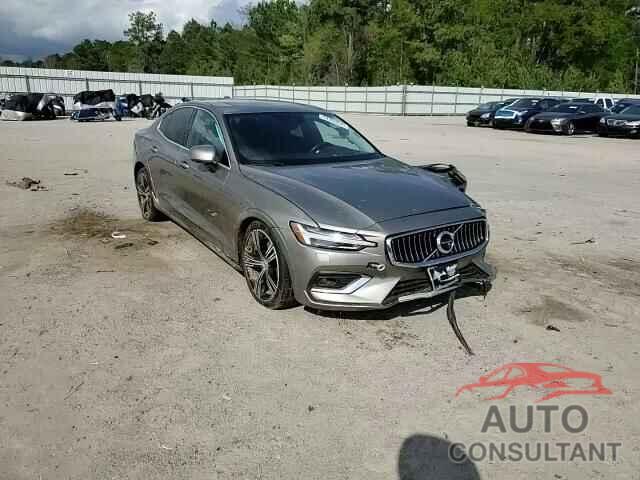 VOLVO S60 2019 - 7JR102FL2KG004712