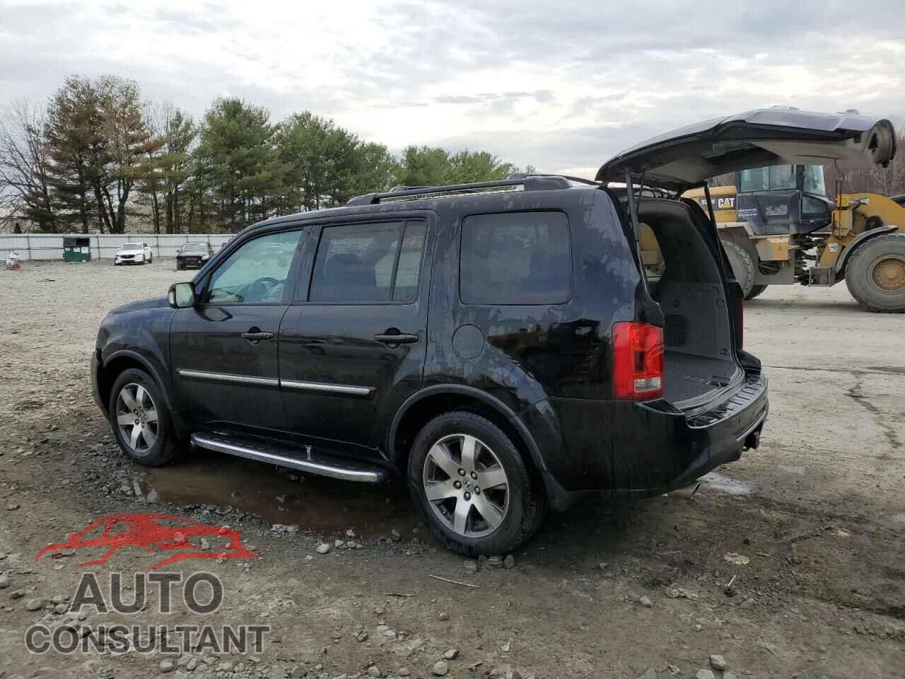 HONDA PILOT 2013 - 5FNYF4H98DB052785