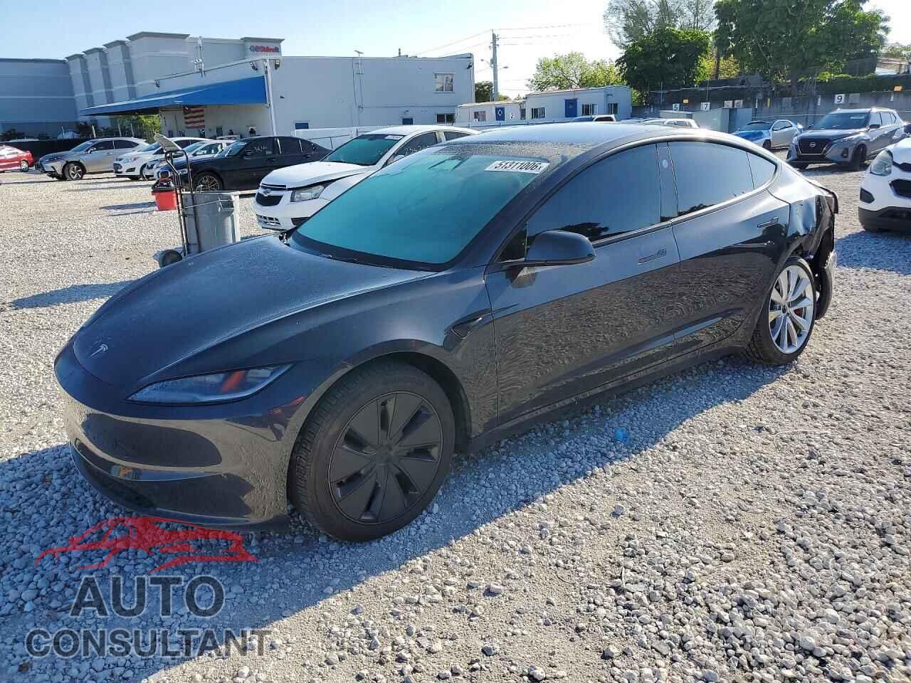 TESLA MODEL 3 2025 - 5YJ3E1EAXSF976149