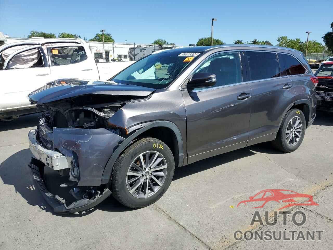 TOYOTA HIGHLANDER 2017 - 5TDKZRFH6HS221983