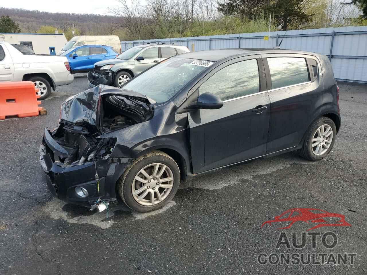 CHEVROLET SONIC 2014 - 1G1JC6SHXE4196054