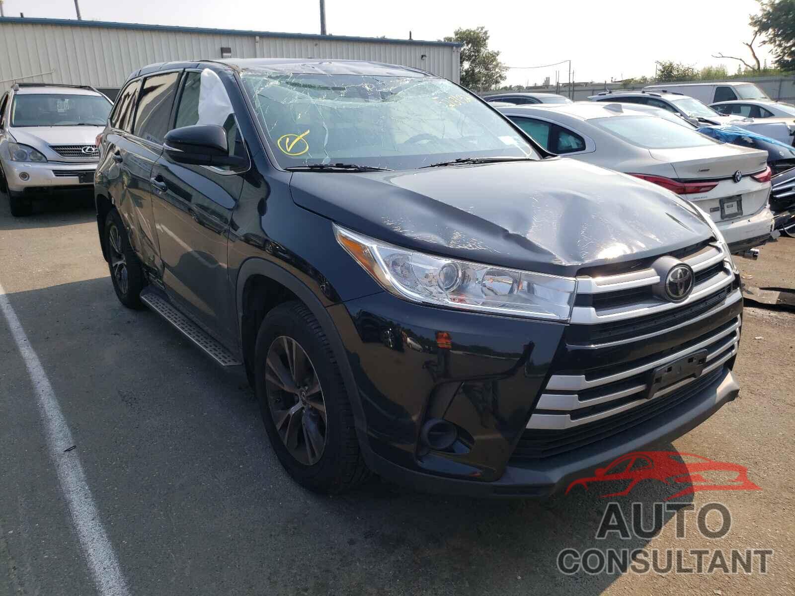 TOYOTA HIGHLANDER 2018 - 5TDBZRFH9JS801427