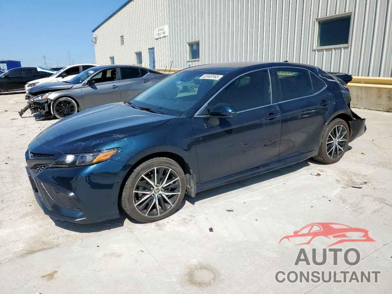 TOYOTA CAMRY 2021 - 4T1G11AK5MU431638