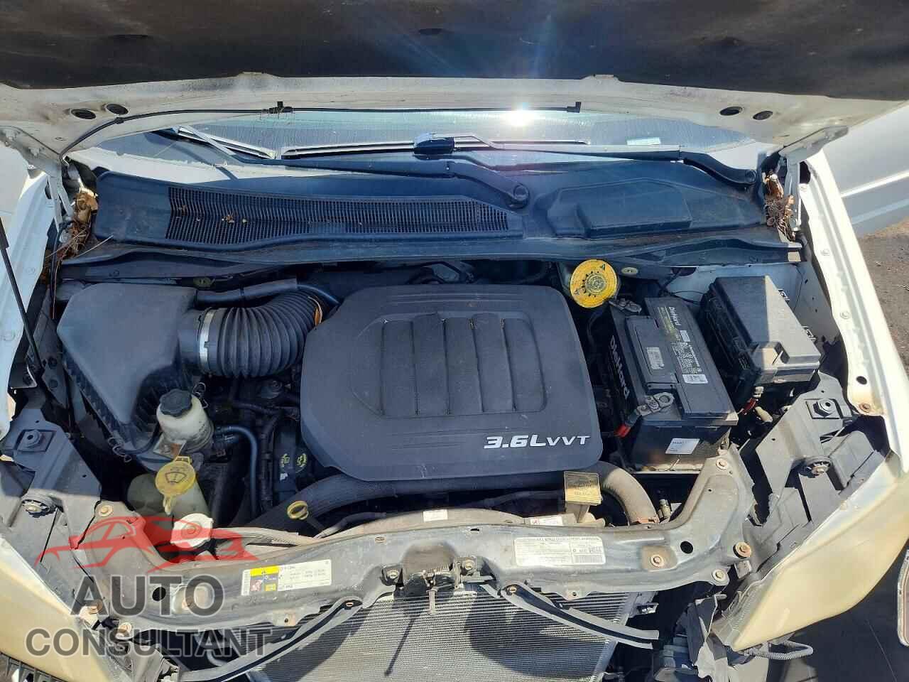 DODGE CARAVAN 2013 - 2C4RDGCG6DR748728