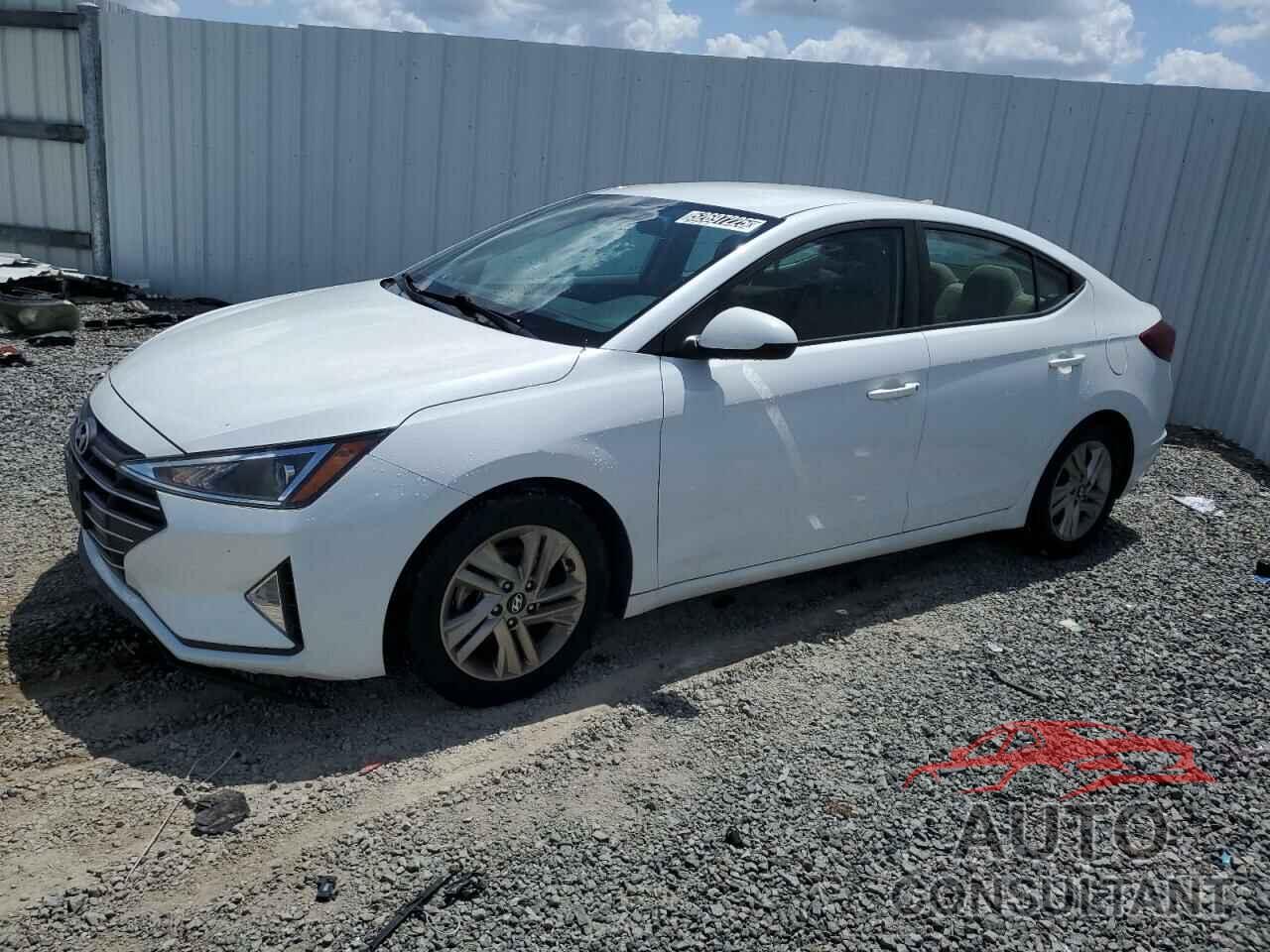 HYUNDAI ELANTRA 2019 - 5NPD84LF4KH435658