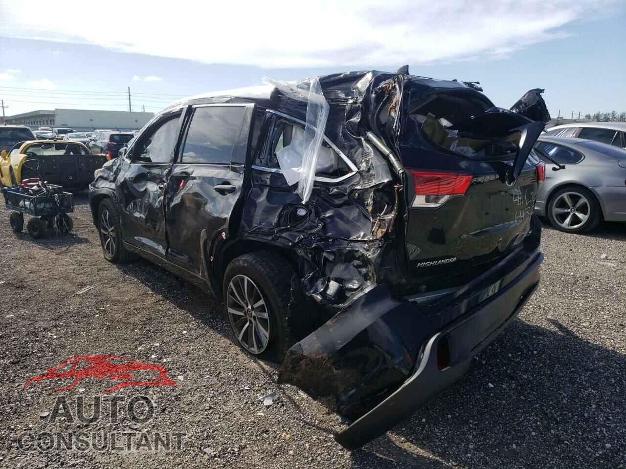 TOYOTA HIGHLANDER 2017 - 5TDKZRFH4HS526432