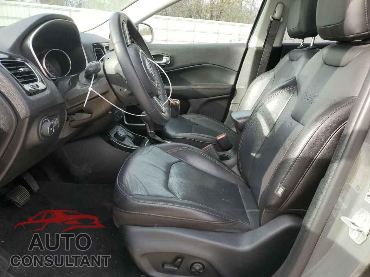 JEEP COMPASS 2019 - 3C4NJDCB7KT704368
