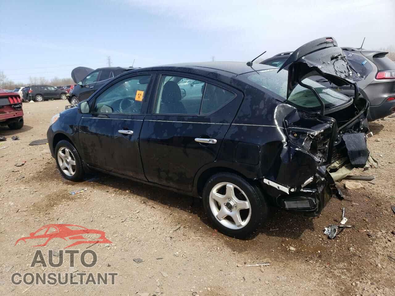 NISSAN VERSA 2013 - 3N1CN7AP1DL841968