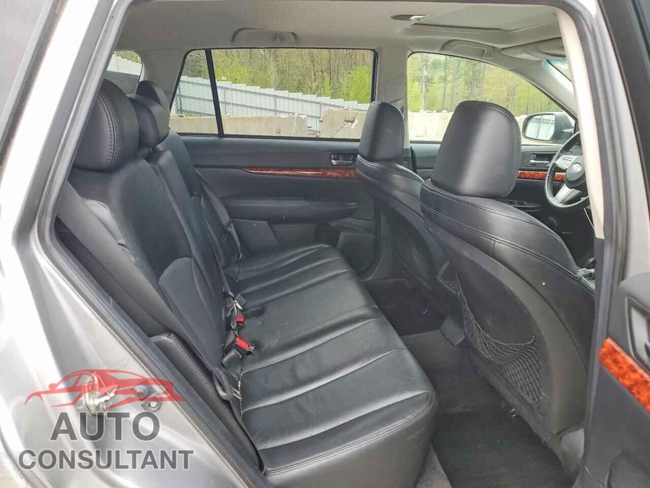 SUBARU OUTBACK 2011 - 4S4BRDLC8B2391655