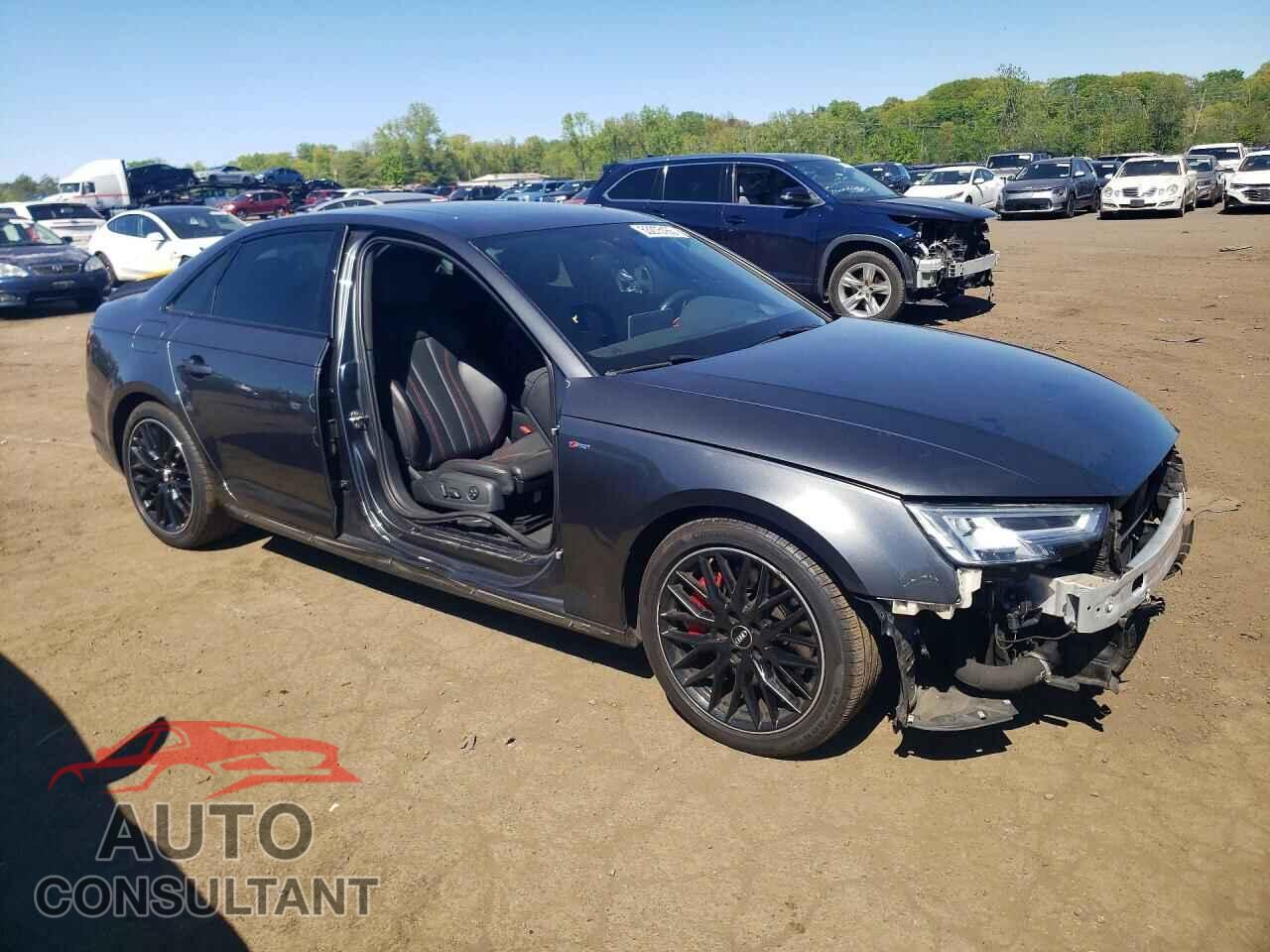 AUDI A4 2019 - WAUFNAF40KA032128