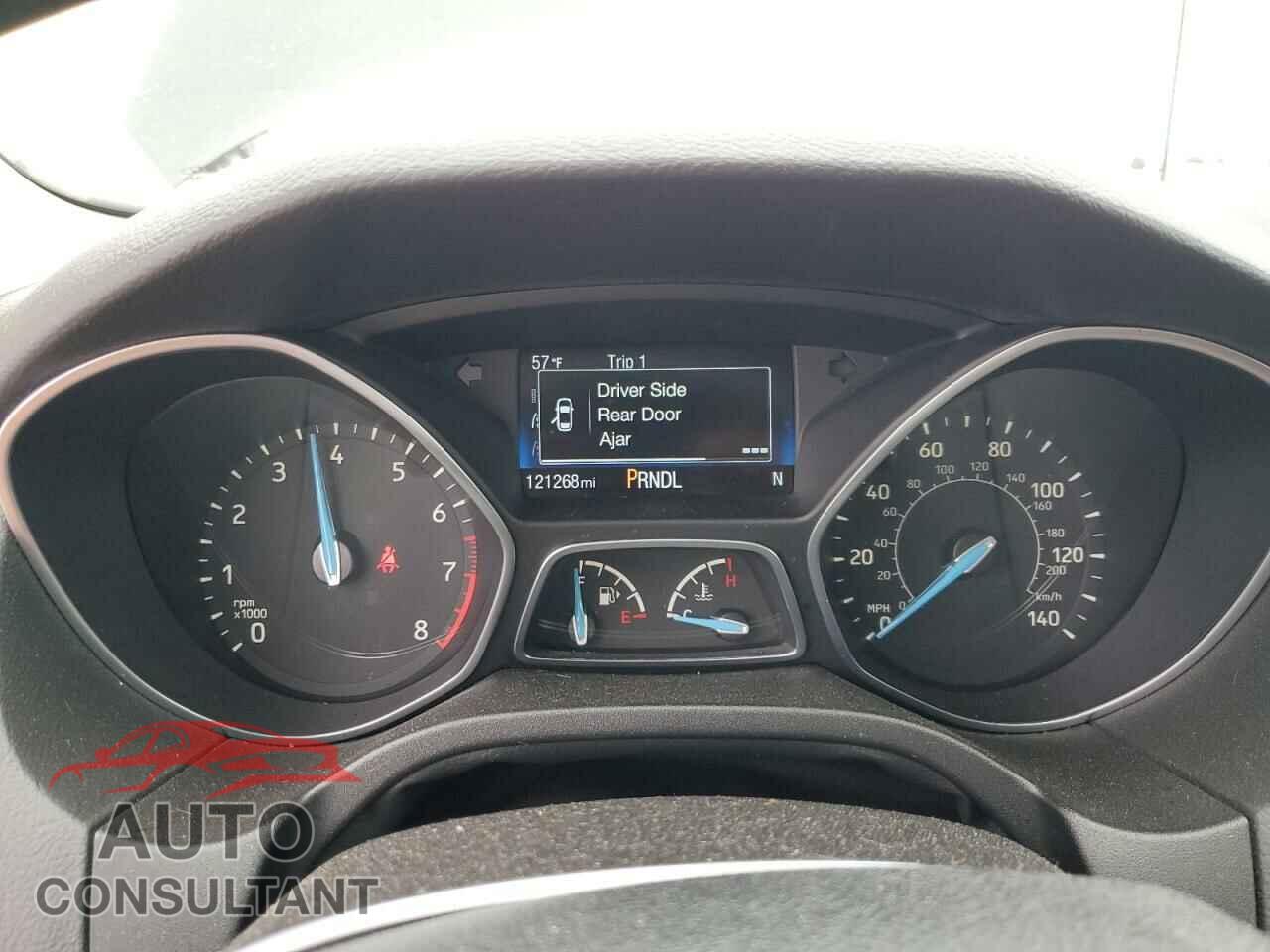 FORD FOCUS 2016 - 1FADP3K2XGL406041