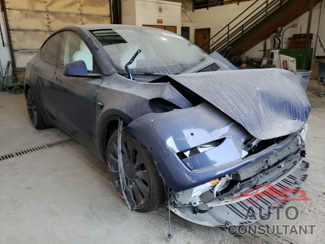 TESLA MODEL Y 2022 - 7SAYGDEF6NF405567