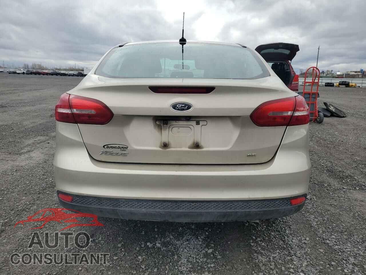 FORD FOCUS 2017 - 1FADP3F24HL200404