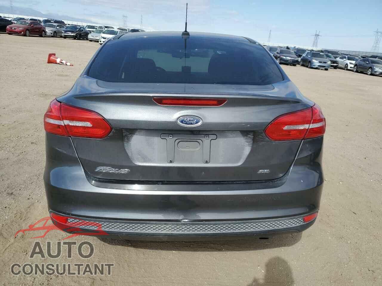 FORD FOCUS 2017 - 1FADP3F24HL244774