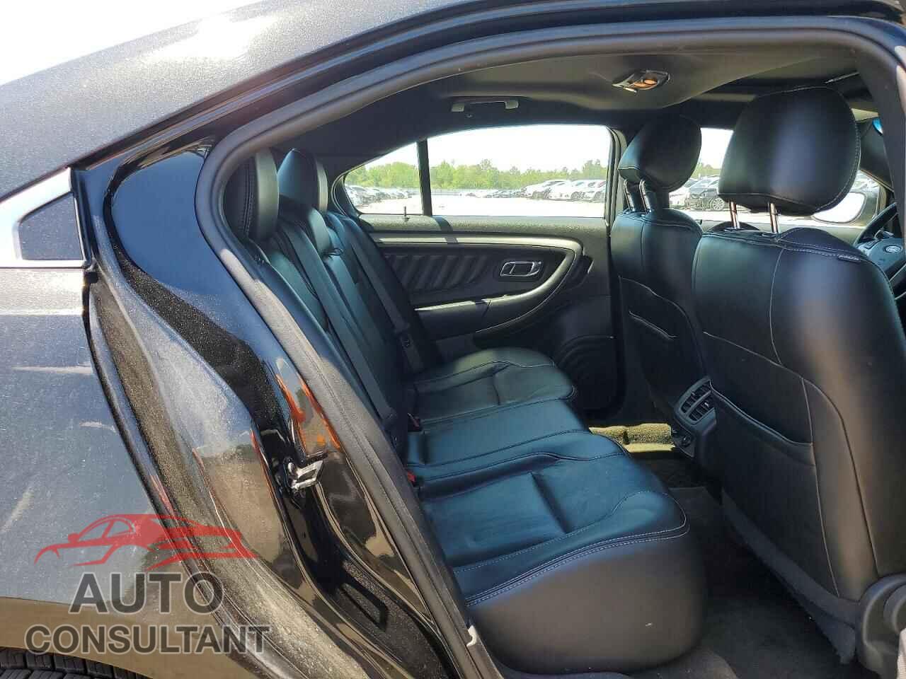 FORD TAURUS 2013 - 1FAHP2E88DG233359