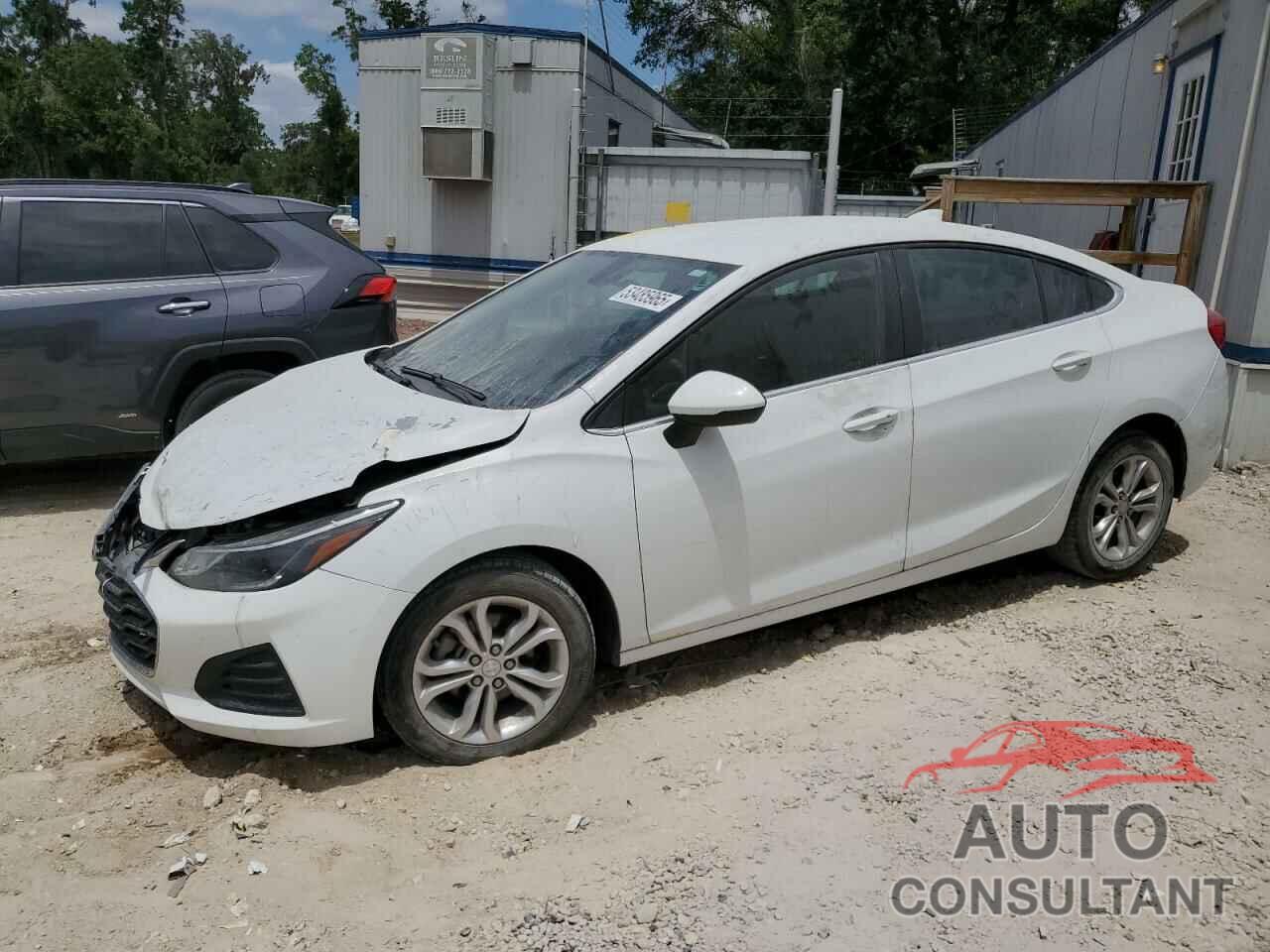 CHEVROLET CRUZE 2019 - 1G1BE5SM8K7133809