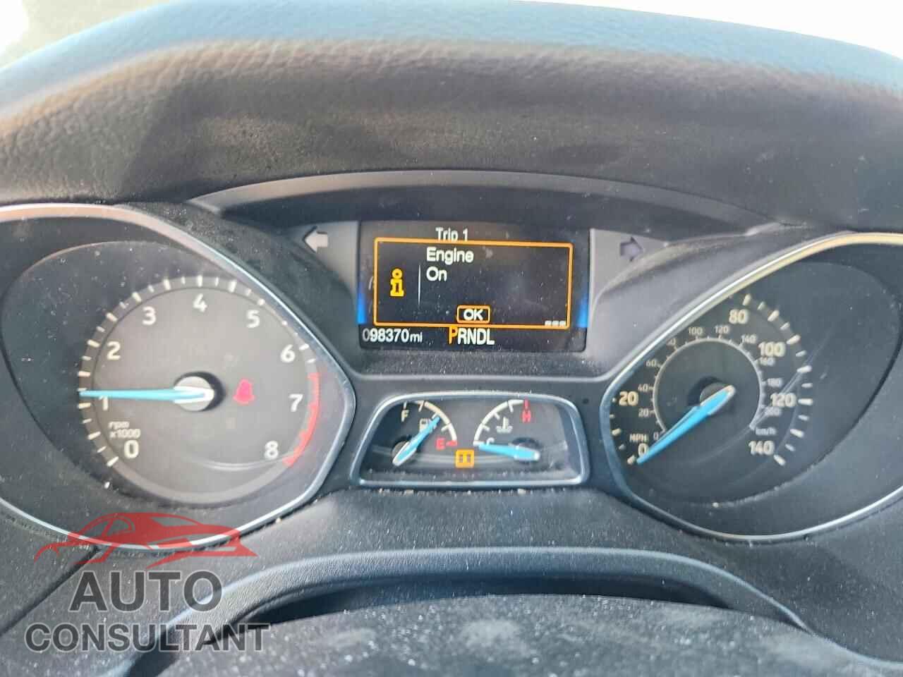 FORD FOCUS 2017 - 1FADP3E28HL239093