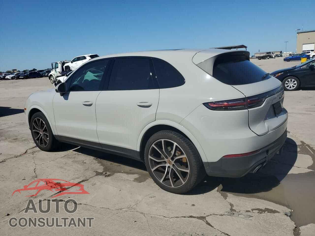 PORSCHE CAYENNE 2022 - WP1AA2AY4NDA06108