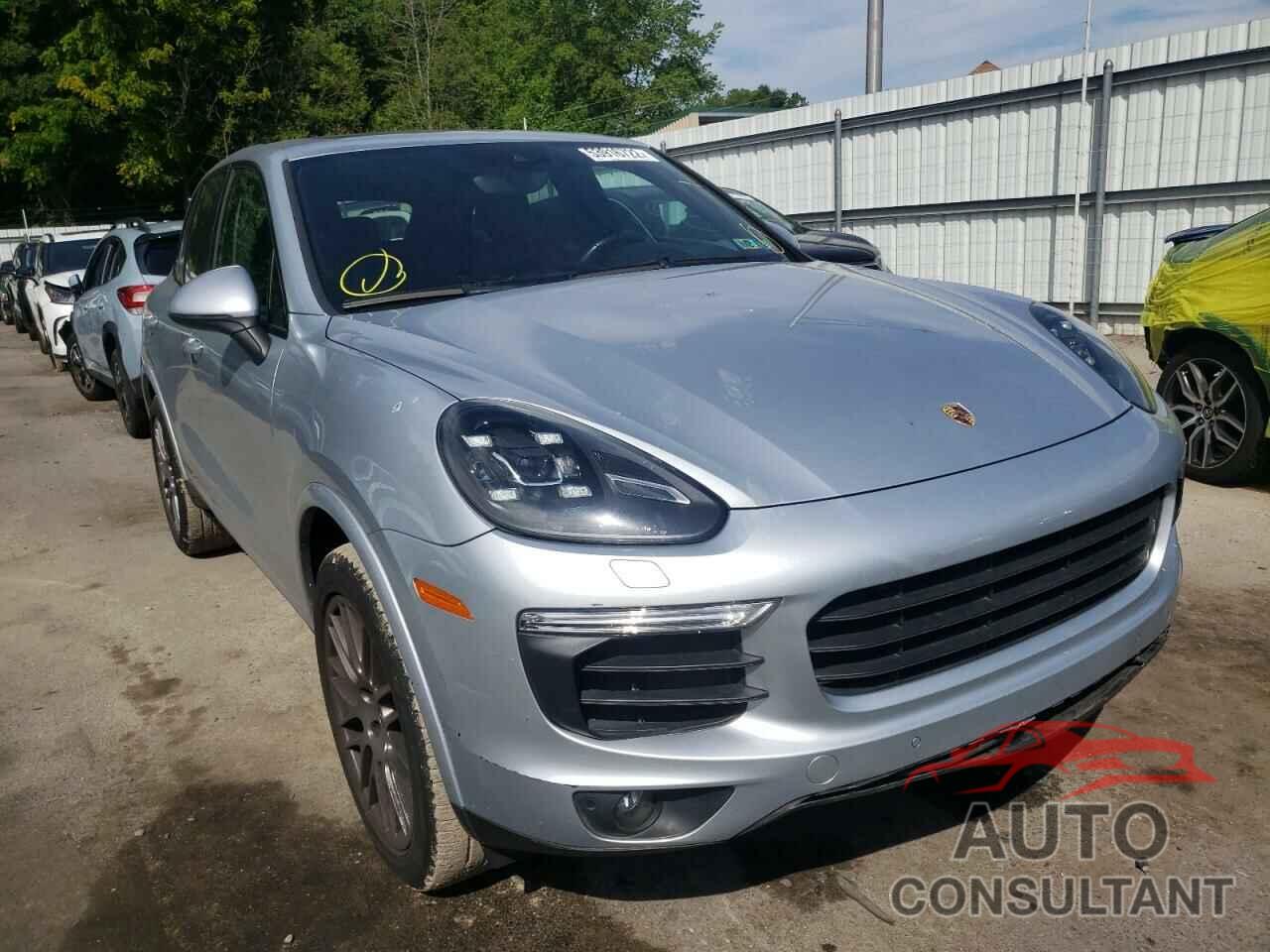 PORSCHE CAYENNE 2017 - WP1AA2A22HKA88318